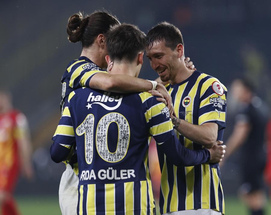 Ercan Güven Fenerbahçe de tribünler affetmedi Sporx Galeri