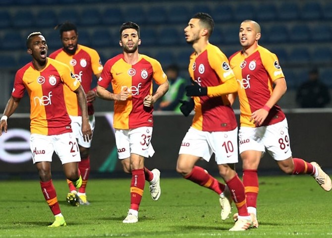 Galatasaray Bursaspor Maci Saat Kacta Hangi Kanalda Gs Bursa Maci Ilk 11 Ler Belli Oldu Spor Haberleri