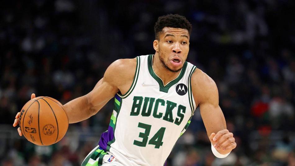 GIANNIS ANTETOKOUNMPO