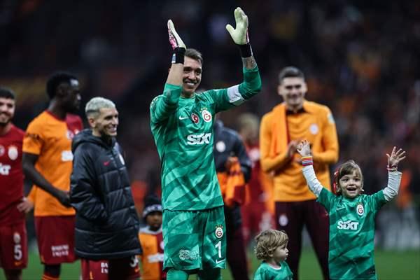 SON KARAR MUSLERA'NIN!