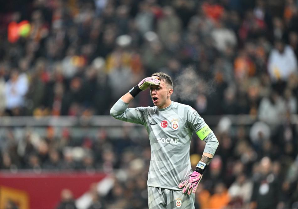 FERNANDO MUSLERA (37)