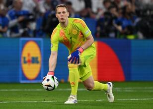 Manuel Neuer, milli takım kariyerini noktaladı