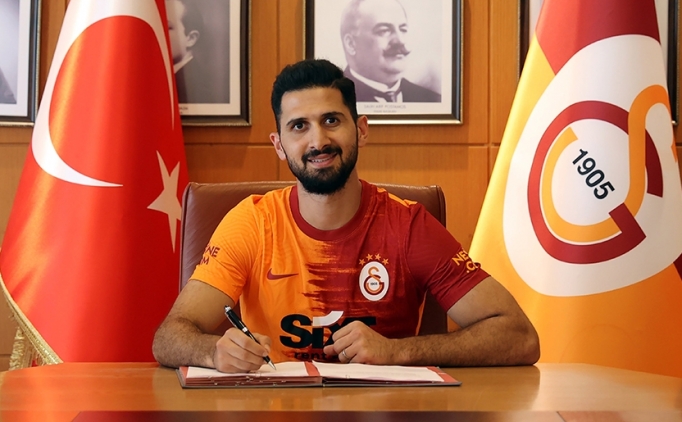 Emre Akbaba'nn imzasndaki detay!