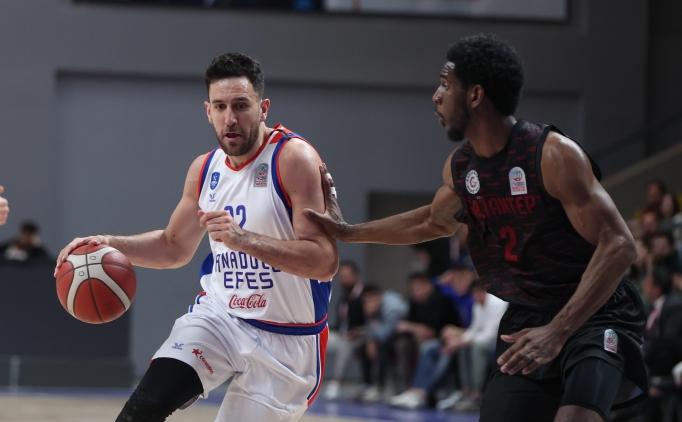 Anadolu Efes, Gaziantep'i geti