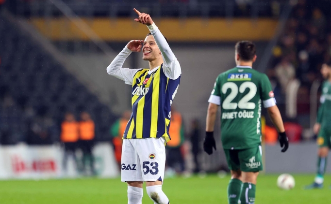 Fenerbahe'de Szymanski gerei 