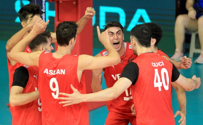 U20 Erkek Voleybol takmmz ilk manda kazand