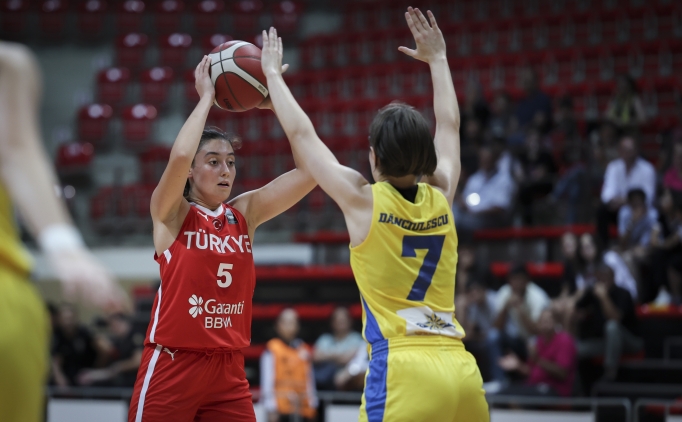 U16 Kadn Milli Basketbol Takm, Romanya'ya takld!