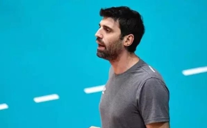 A Millli Erkek Voleybol Takm, yeni baantrenr Umut akr oldu