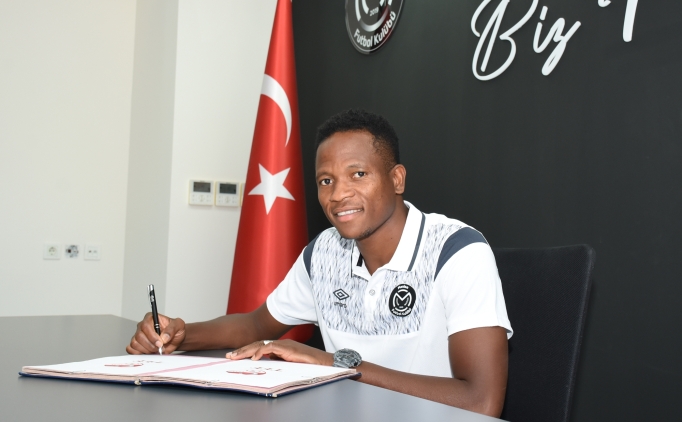 Manisa FK'da Ramirez ve Osuji imzay att