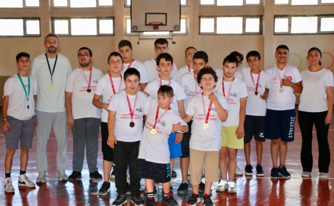 Eskiehirli zel sporcular 2025'te Trkiye ampiyonalarnda boy gsterecek