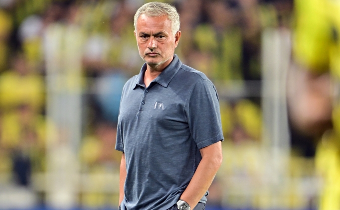 Jose Mourinho'dan takma merkez uyars!