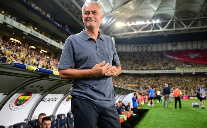 Fenerbahe'de Jose Mourinho sistemi ykleniyor