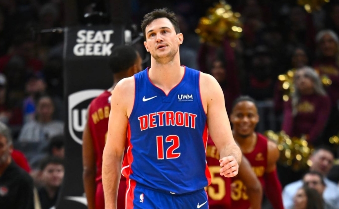 Suns, Danilo Gallinari'yi gzne kestirdi