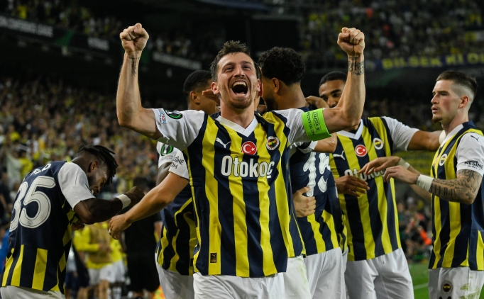 Fenerbahe'de, Mert Hakan Yanda karar