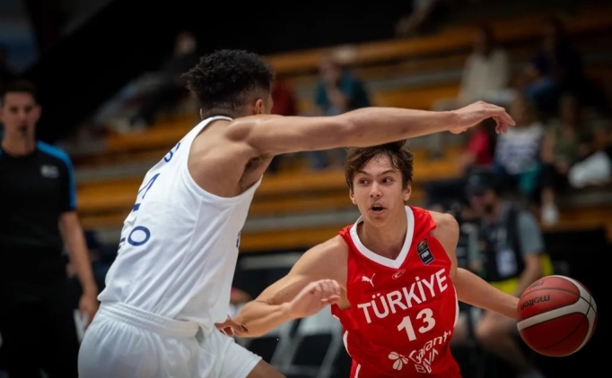 U18 Milli Takm, Yunanistan'a kaybetti