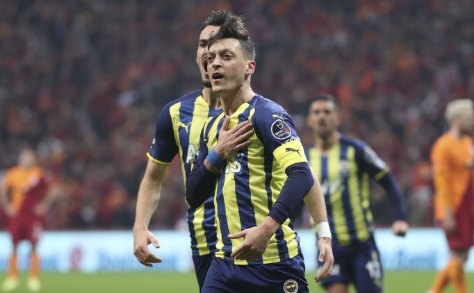 Mesut zil sahalara geri dnyor