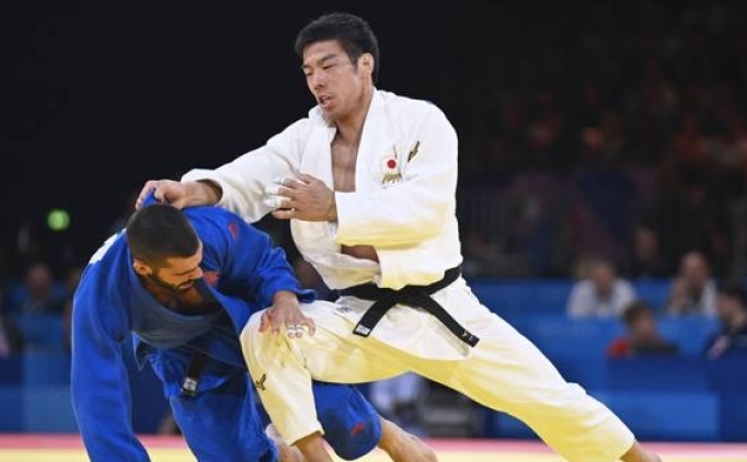 Judoda erkekler 81 kiloda altn madalya Takanori'nin!