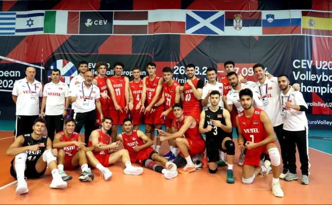 Voleybolda gen milliler, Finlandiya'ya ans tanmad!