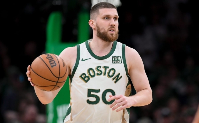 Utah Jazz, Svi Mykhailiuk ile 4 yllna anlat