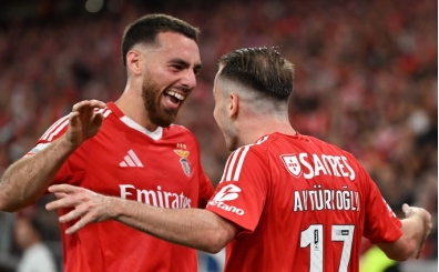 Benfica'da Bizim ocuklar sahnede!