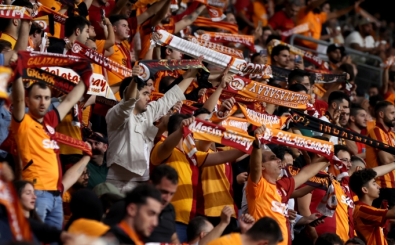 Galatasaray taraftarndan olay pankart!