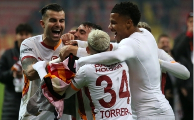 mit Karan: 'Galatasaray ampiyo!'