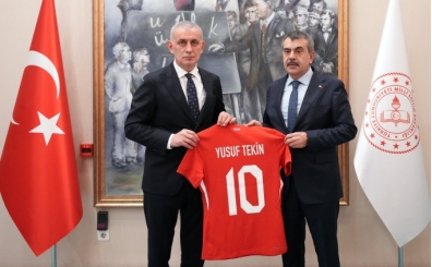 TFF Bakan Hacosmanolu'dan bakanlara ziyaret