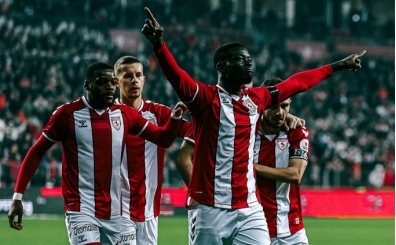 Samsunspor, i sahada seriye balad