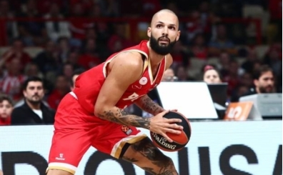 Olympiakos, kran krana mata Baskonia'y uzatmada geti