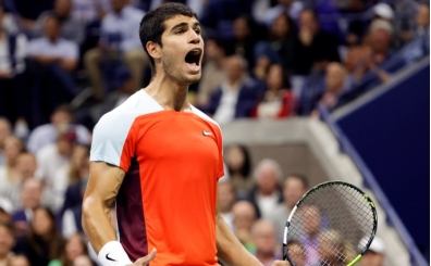 Avustralya Açık'ta Alcaraz ve Sabalenka, 4. tura çıktı